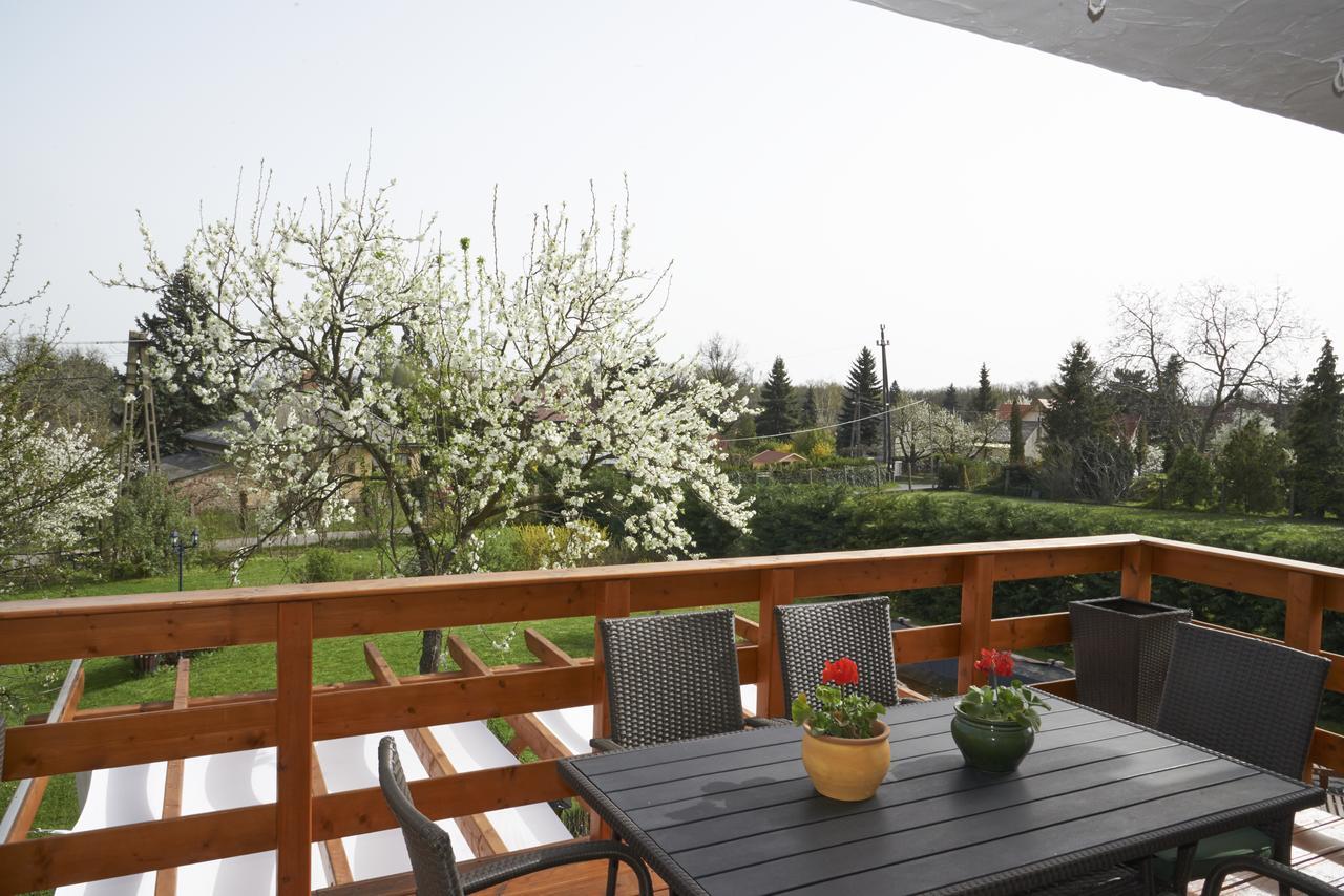 Fueloep Villa Apartmanhaz Balatonszepezd Exteriér fotografie