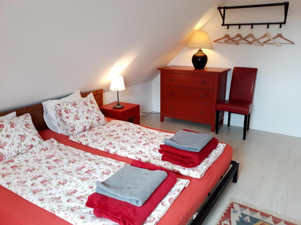 Fueloep Villa Apartmanhaz Balatonszepezd Exteriér fotografie