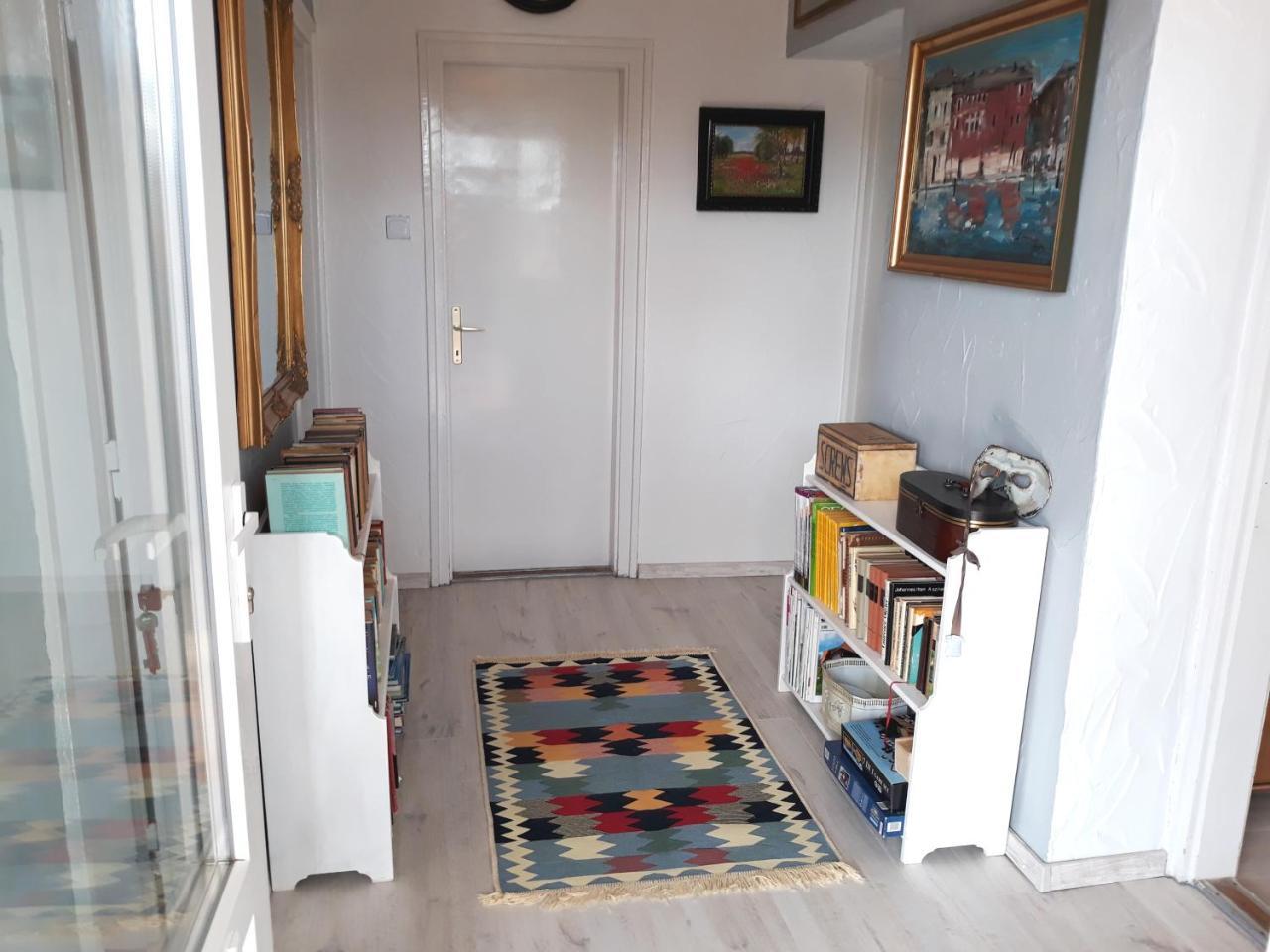 Fueloep Villa Apartmanhaz Balatonszepezd Exteriér fotografie
