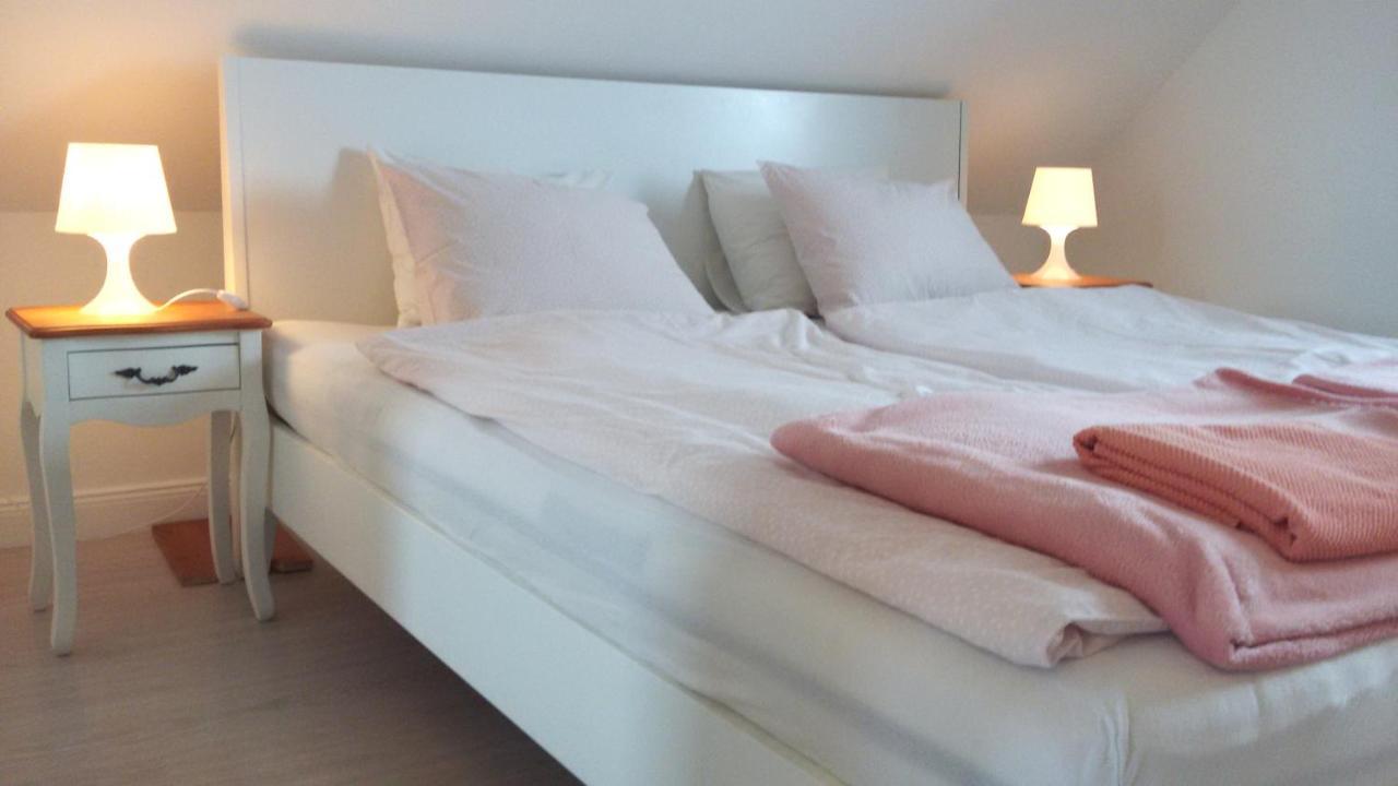 Fueloep Villa Apartmanhaz Balatonszepezd Exteriér fotografie